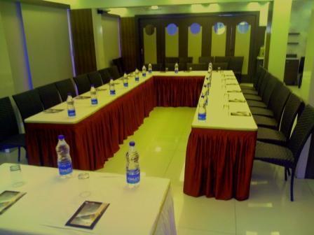Hotel Tanish Residency Navi Mumbai Ngoại thất bức ảnh